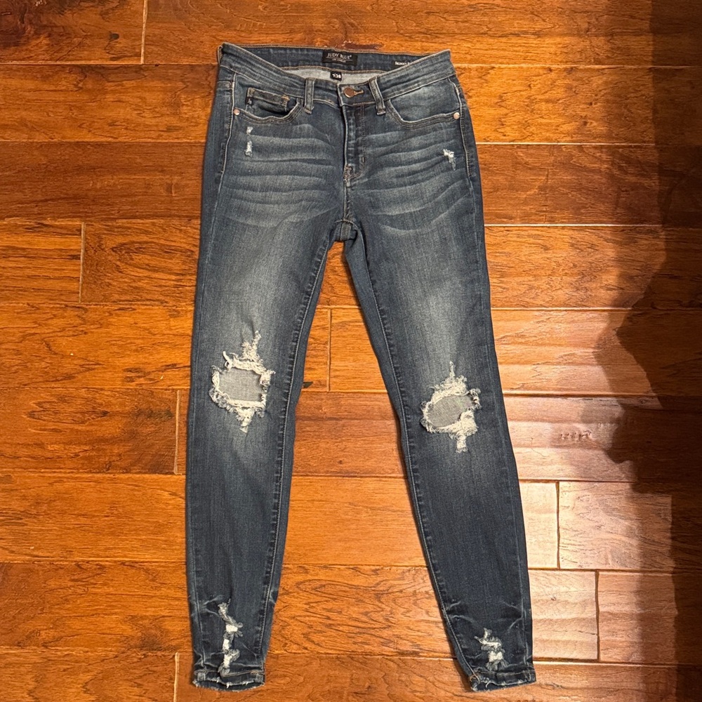 Judy Blue Dark Wash Distressed Skinny Jeans